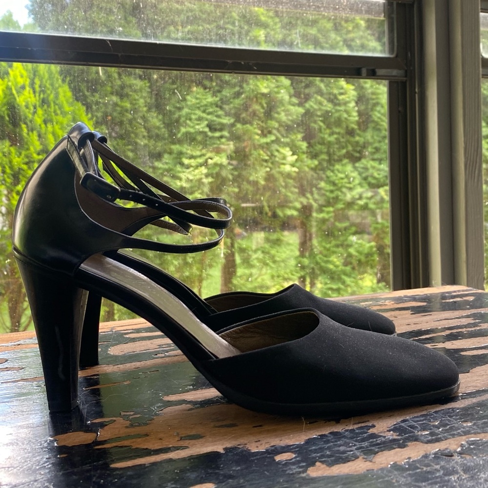 Black Heels Silk Leather Joan Helpern Signature Handmade in Italy 10 Ankle Strap